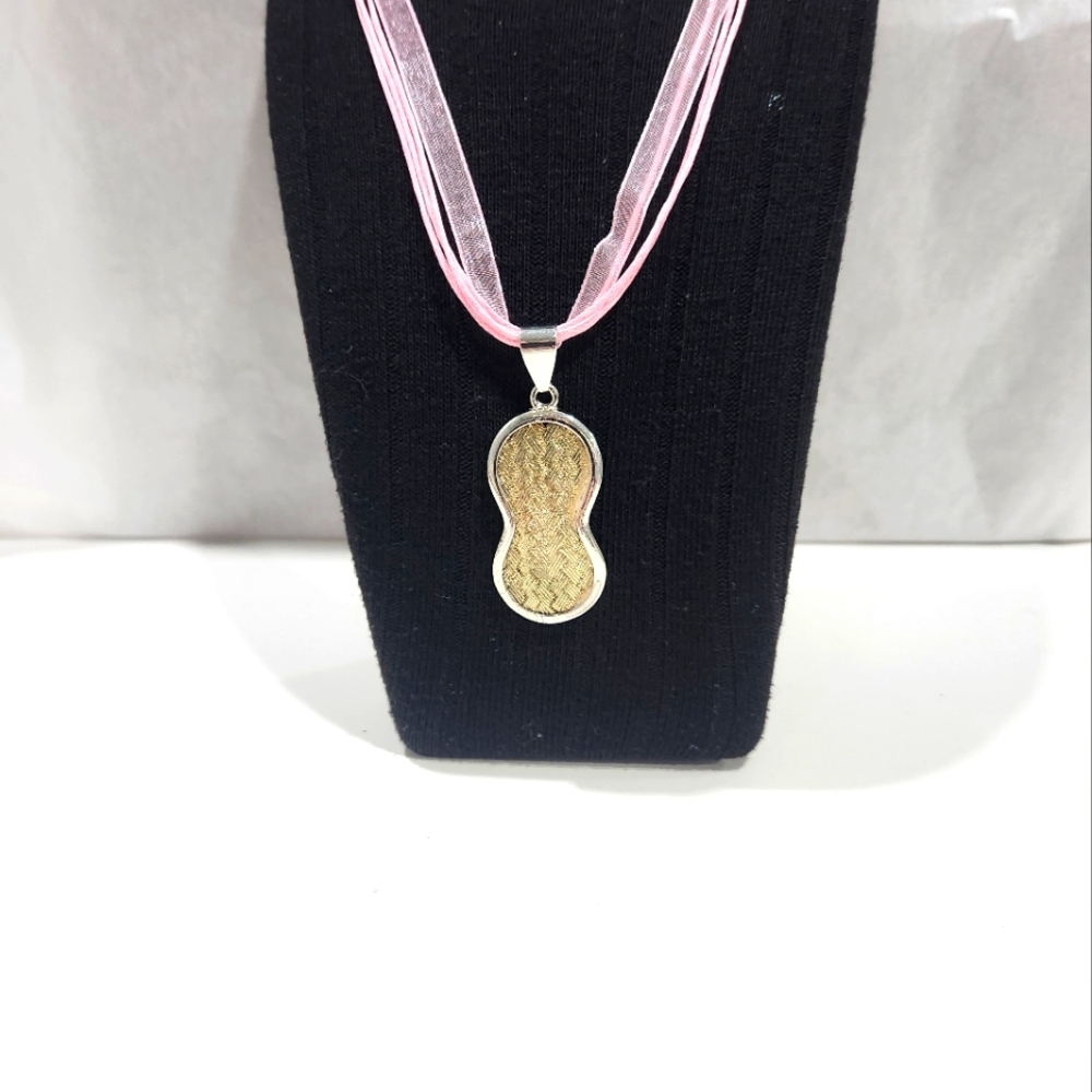 Fashionable Pendant